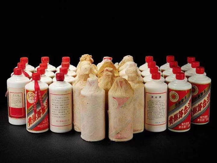 洪江日照岚山回收酒价格哪里回收(附近上门回收茅台酒）?